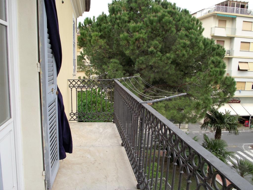 Casa Azzurro Pervinca By Holiday World Apartment Finale Ligure Exterior photo